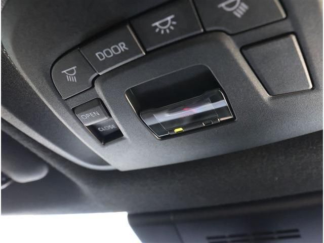 TOYOTA COROLLA CROSS HYBRID 2025 Image 31