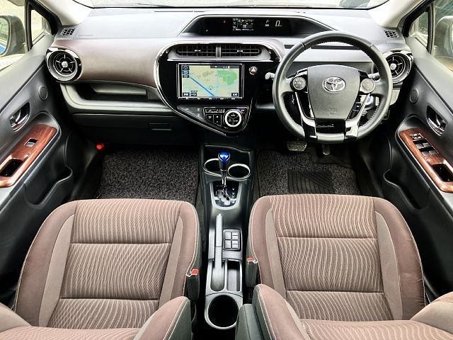 TOYOTA AQUA 2017 Image 31