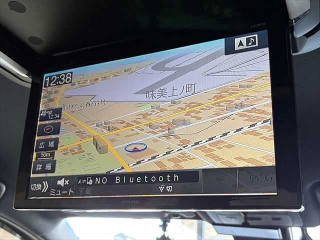 TOYOTA VOXY HYBRID 2018 Image 31