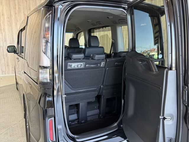 HONDA STEPWAGON SPADA HYBR 2017 Image 31