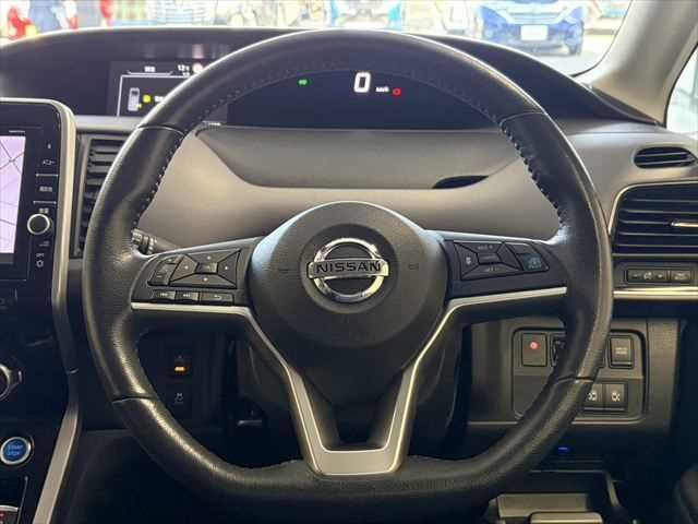 NISSAN SERENA  WG 2018 Image 31