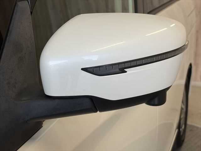 NISSAN SERENA  WG 2018 Image 31