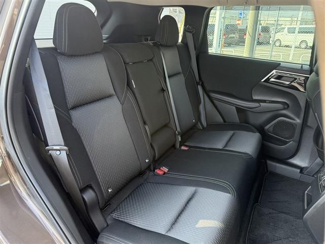 MITSUBISHI OUTLANDER PHEV 2023 Image 31