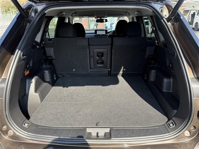 MITSUBISHI OUTLANDER PHEV 2023 Image 31