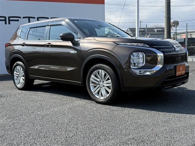 MITSUBISHI OUTLANDER PHEV 2023 Image 31