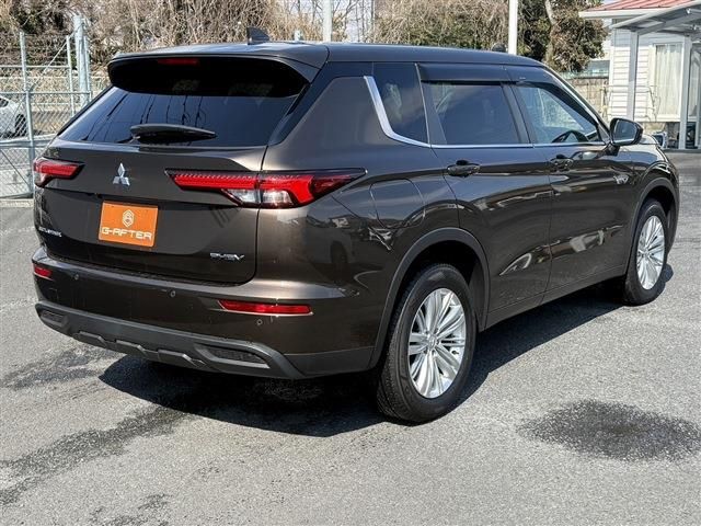 MITSUBISHI OUTLANDER PHEV 2023 Image 31