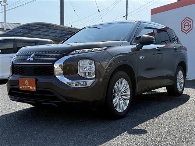 MITSUBISHI OUTLANDER PHEV 2023 Image 31