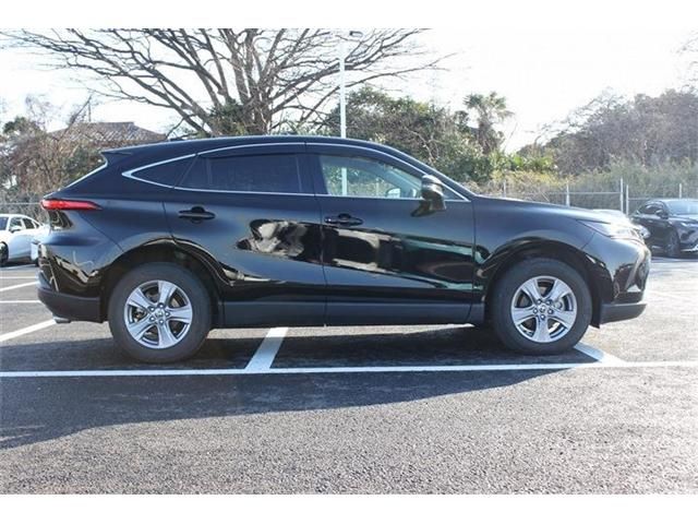 TOYOTA HARRIER 2WD 2023 Image 31