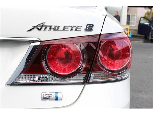 TOYOTA CROWN SEDAN HYBRID 2017 Image 31