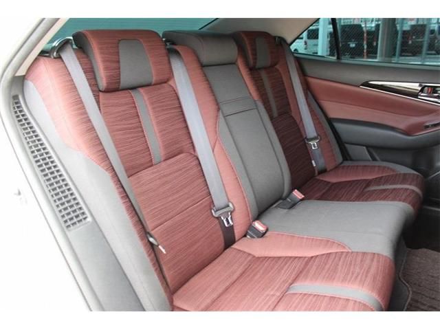 TOYOTA CROWN SEDAN HYBRID 2017 Image 31