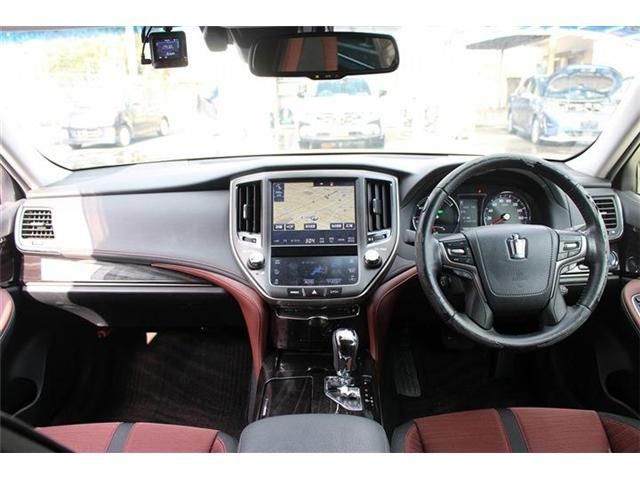 TOYOTA CROWN SEDAN HYBRID 2017 Image 31