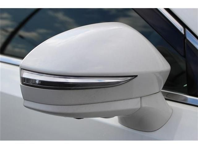 TOYOTA CROWN SEDAN HYBRID 2017 Image 31