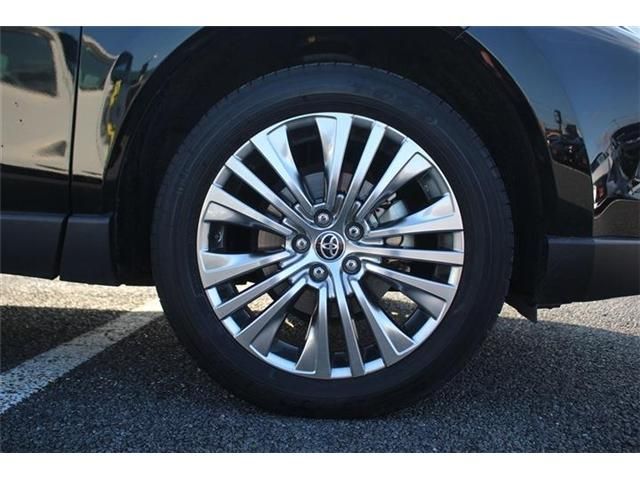 TOYOTA HARRIER HYBRID 2023 Image 31