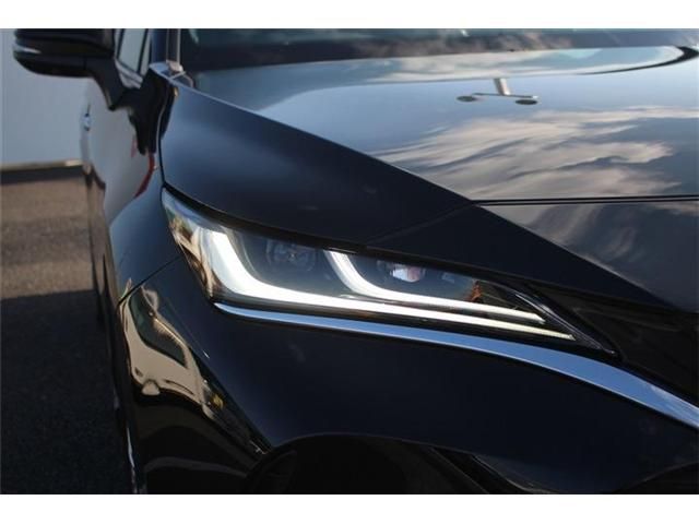 TOYOTA HARRIER HYBRID 2023 Image 31