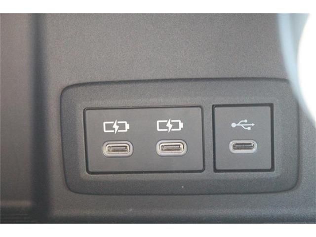 TOYOTA HARRIER HYBRID 2023 Image 31