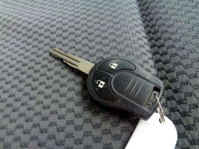 NISSAN NV350 CARAVAN 2019 Image 31