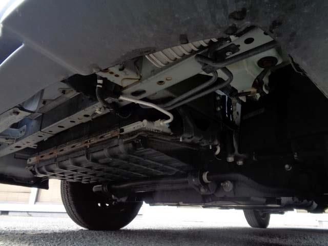 NISSAN NV350 CARAVAN 2019 Image 31