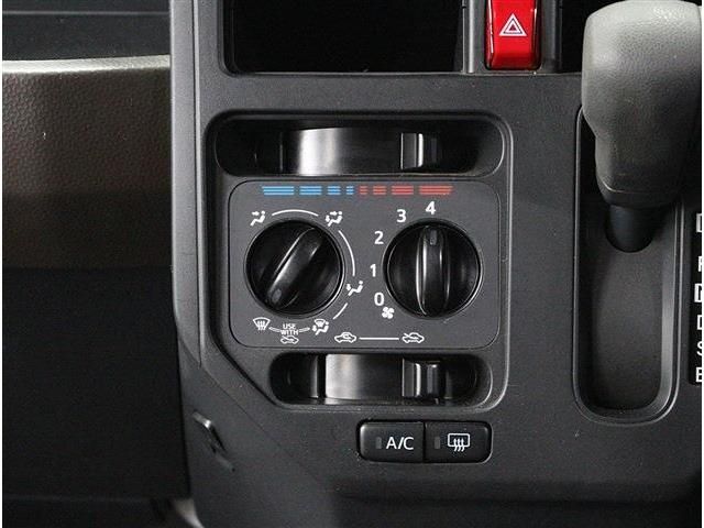 TOYOTA ROOMY 4WD 2023 Image 31