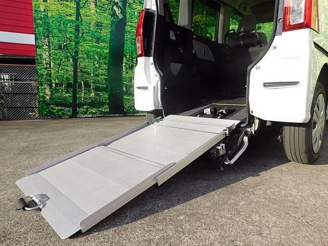 DAIHATSU TANTO 2021 Image 31