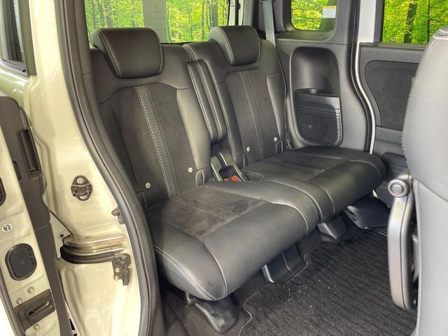 HONDA N BOX CUSTOM 2022 Image 31