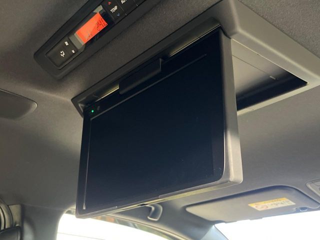 TOYOTA NOAH 2019 Image 31