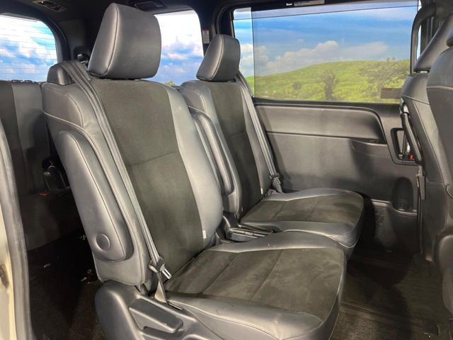 TOYOTA NOAH 2019 Image 31