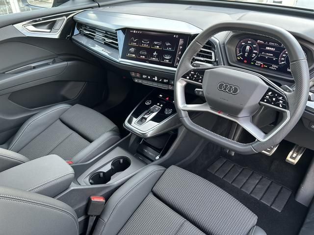 AUDI Q4 E-TRON 2024 Image 31