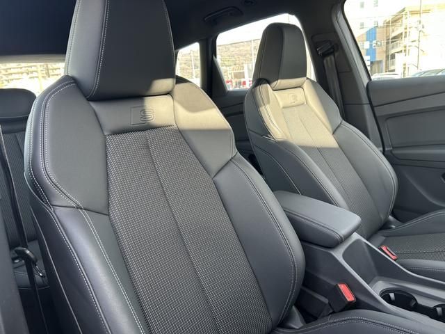 AUDI Q4 E-TRON 2024 Image 31