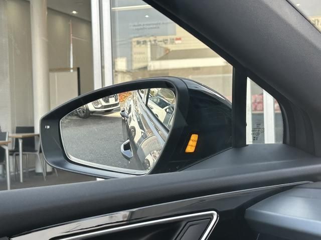 AUDI Q4 E-TRON 2024 Image 31