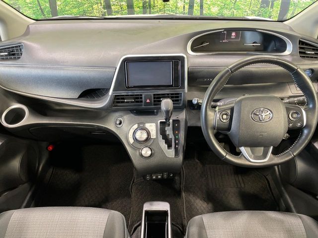 TOYOTA SIENTA HYBRID 2021 Image 31