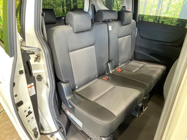 TOYOTA SIENTA HYBRID 2021 Image 31