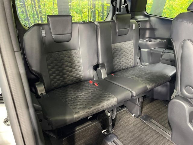 TOYOTA VOXY 2023 Image 31