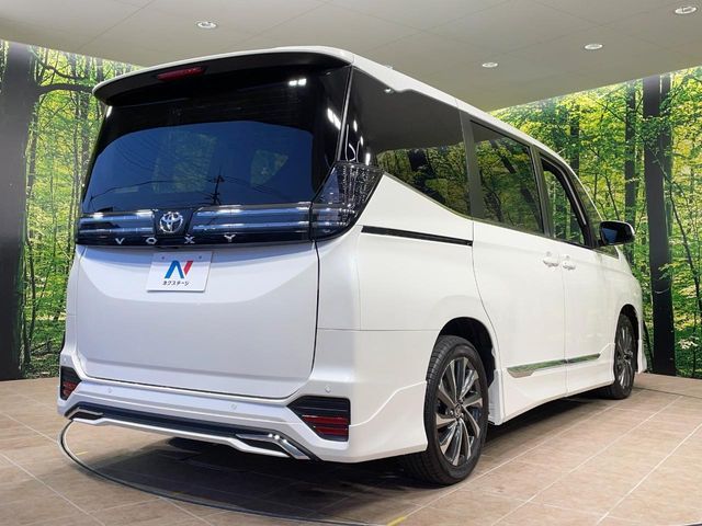 TOYOTA VOXY 2023 Image 31