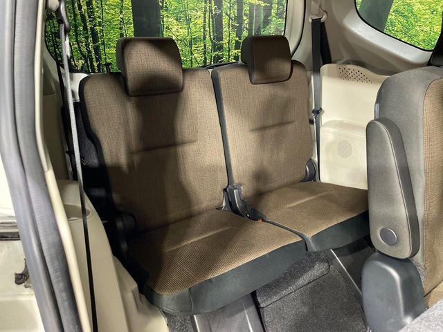 TOYOTA SIENTA HYBRID 2017 Image 31