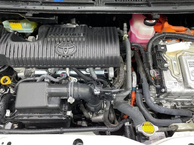 TOYOTA SIENTA HYBRID 2017 Image 31