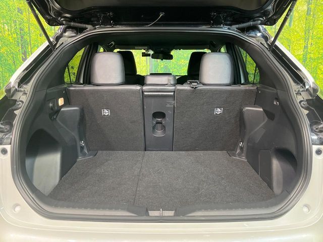 TOYOTA YARIS CROSS HYBRID 2025 Image 31