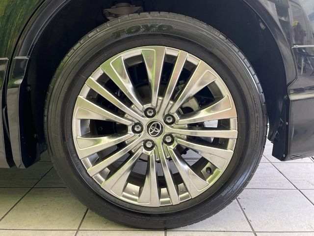 TOYOTA HARRIER 2WD 2023 Image 31