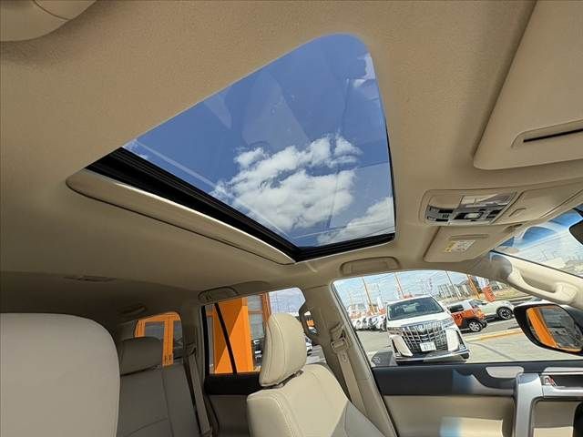 TOYOTA LANDCRUISER PRADO 2023 Image 31