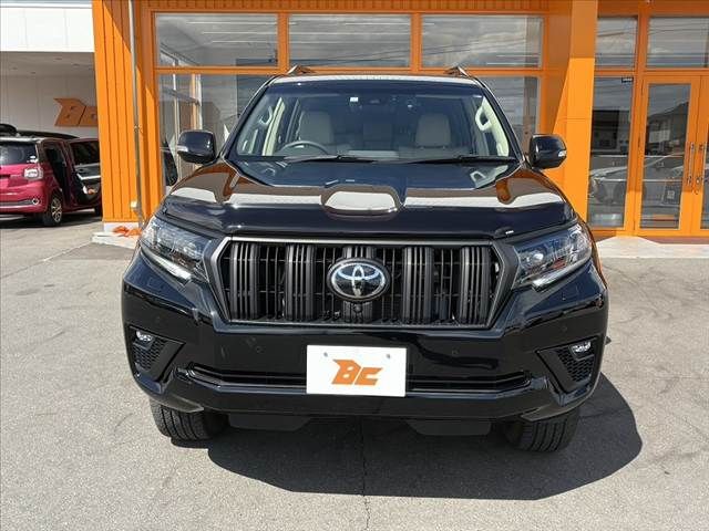TOYOTA LANDCRUISER PRADO 2023 Image 31