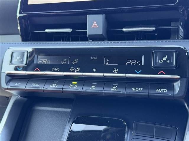 TOYOTA VOXY HYBRID 4WD 2025 Image 31