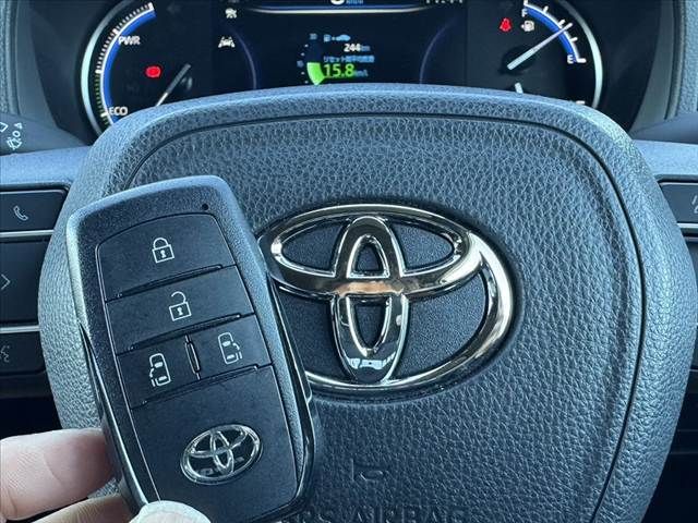 TOYOTA VOXY HYBRID 4WD 2025 Image 31