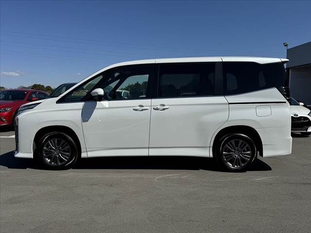 TOYOTA VOXY HYBRID 4WD 2025 Image 31