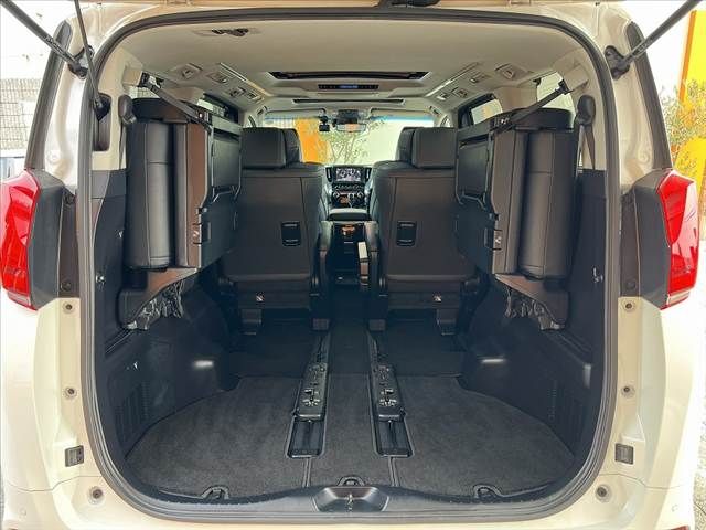 TOYOTA ALPHARD 2023 Image 31