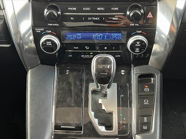 TOYOTA ALPHARD 2023 Image 31