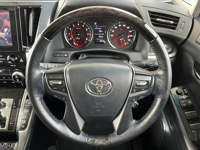 TOYOTA ALPHARD 2023 Image 31