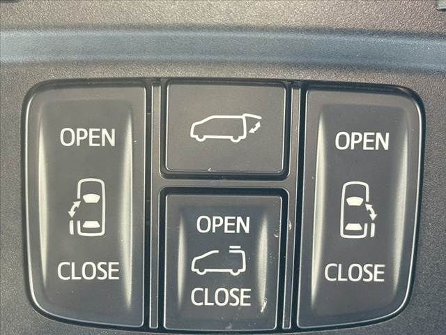 TOYOTA VELLFIRE 2016 Image 31