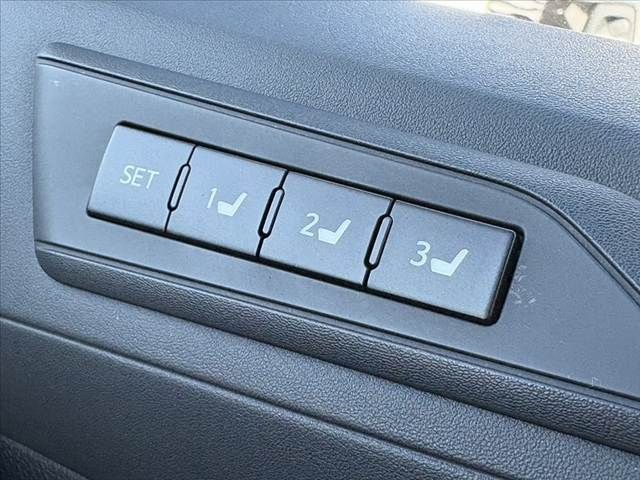 TOYOTA VELLFIRE 2016 Image 31