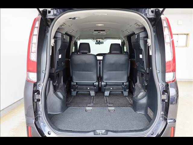 TOYOTA ESQUIRE HYBRID 2015 Image 31