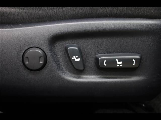 TOYOTA PRIUS 2013 Image 31