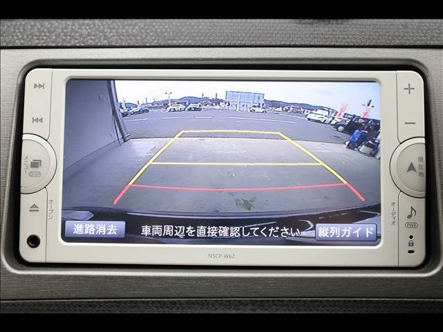 TOYOTA PRIUS 2013 Image 31